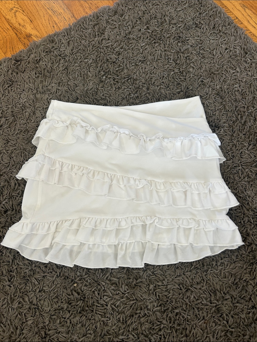 White Fox Women's White Ruffle Mini Skirt Size Small